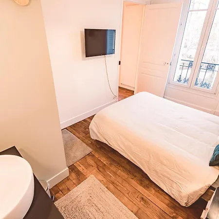 Charme De L'ancien Pour Cet Entierement Renove Rue Jeanne D'arc Reims